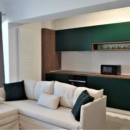 Luxymar 1 *